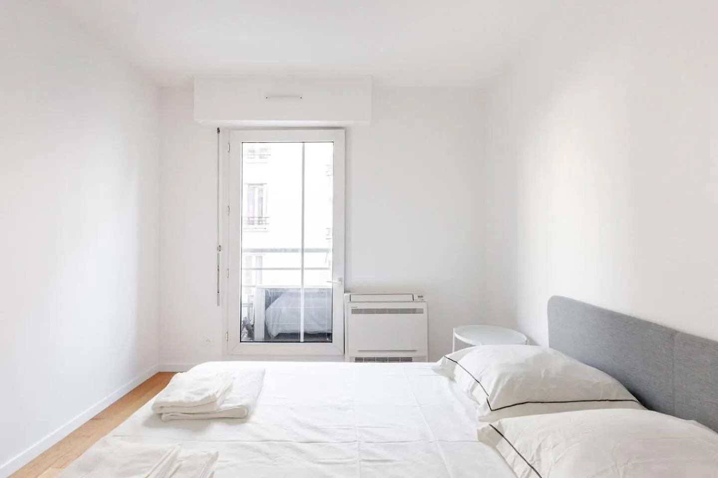 3 Bedroom Flat Close Montmartre Paris