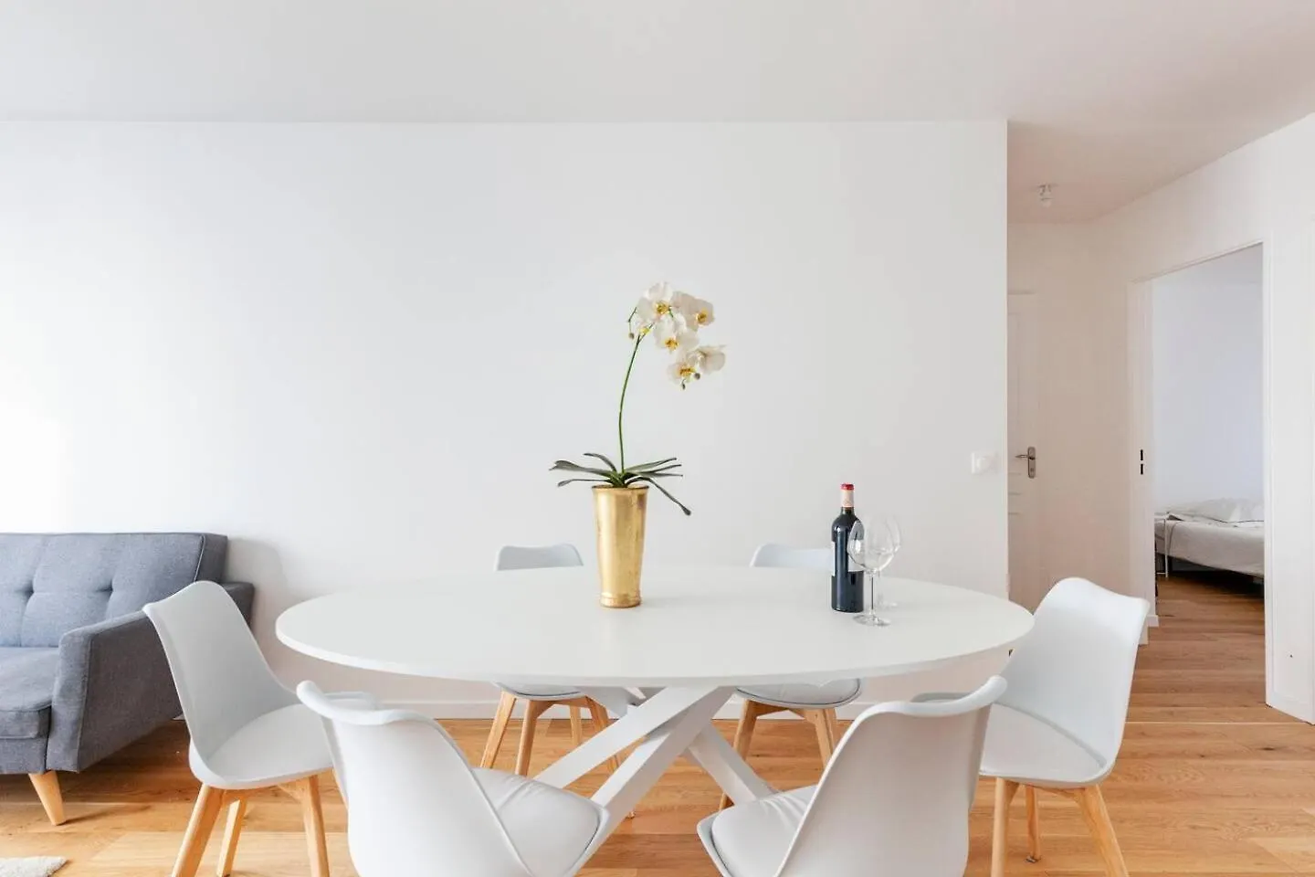 3 Bedroom Flat Close Montmartre Paris Apartment