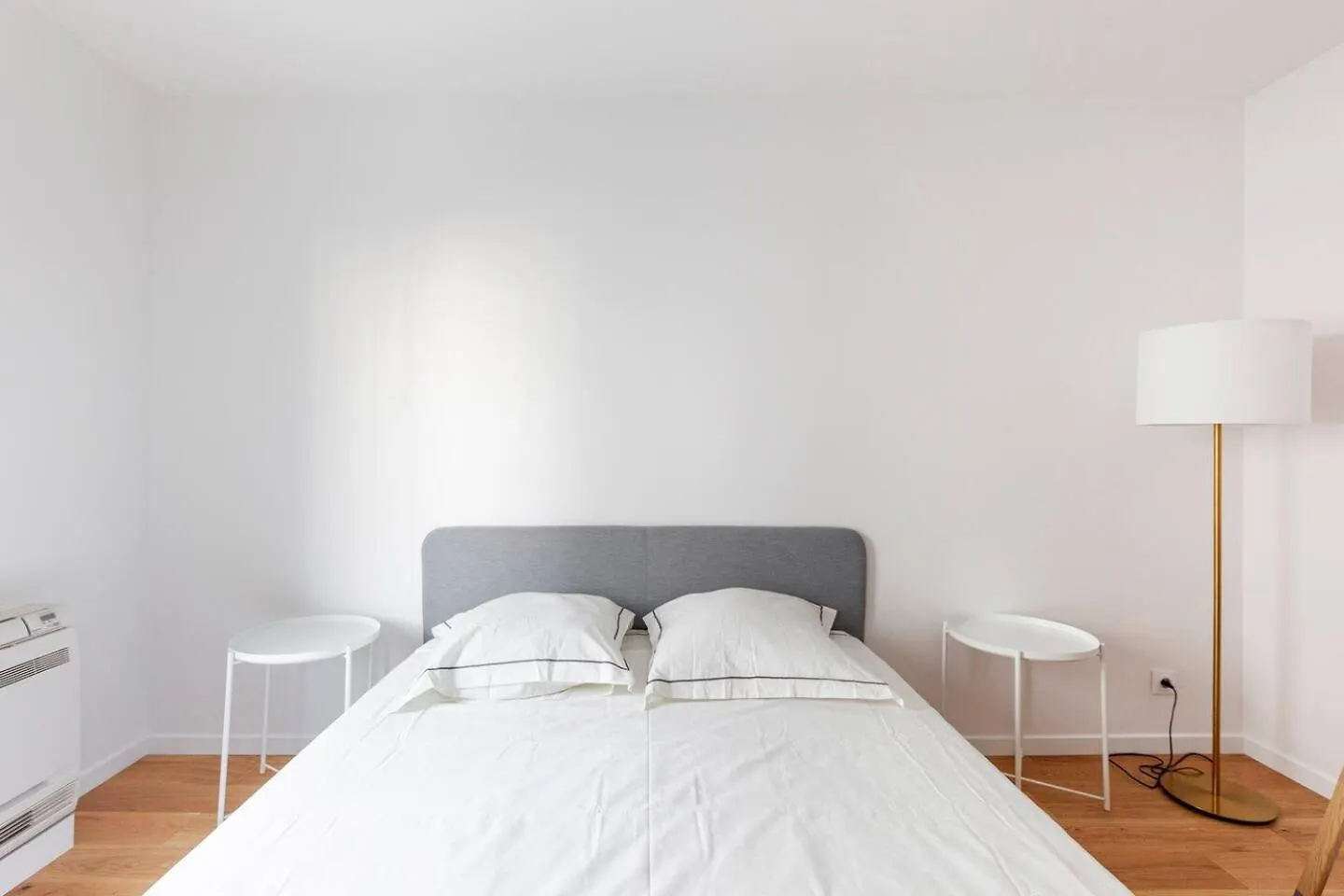3 Bedroom Flat Close Montmartre Paris Apartment