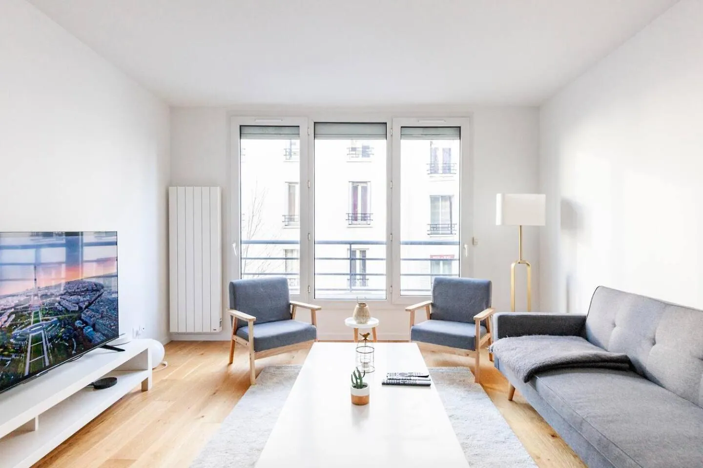 Apartment 3 Bedroom Flat Close Montmartre Paris